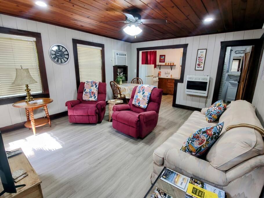 #09 - Large Lakeview One Bedroom- Pet Friendly Hot Springs Kültér fotó