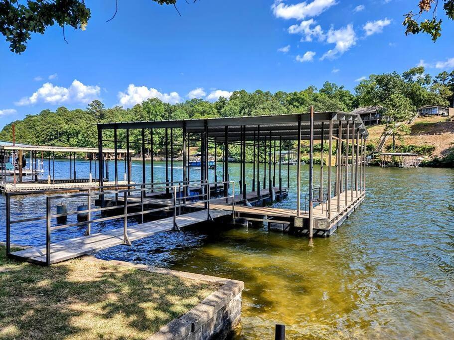 #09 - Large Lakeview One Bedroom- Pet Friendly Hot Springs Kültér fotó