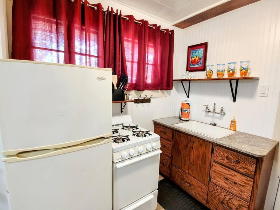 #09 - Large Lakeview One Bedroom- Pet Friendly Hot Springs Kültér fotó